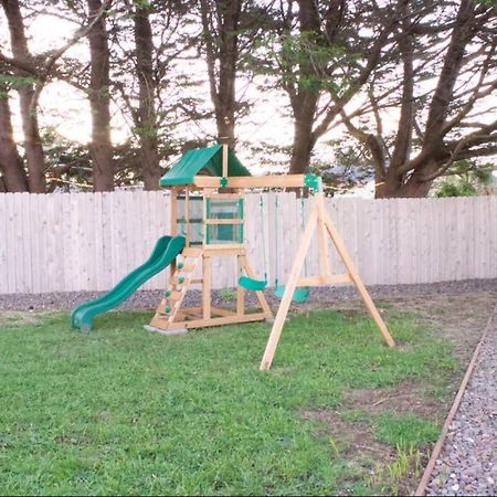 Private Home - Playground, Jumping Mat, Bbq, Darts, Firepit, Gazebo, 4 Smart Tvs, White Cotton Bedding, - The Redwood Cul-De Sac Beach Retreat Crescent City Exteriér fotografie